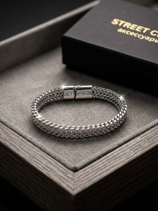 Titan's Link braclet